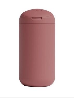 Biom Refillable Wipe Dispenser – BPA-Free Magnetic Closure Case -Large